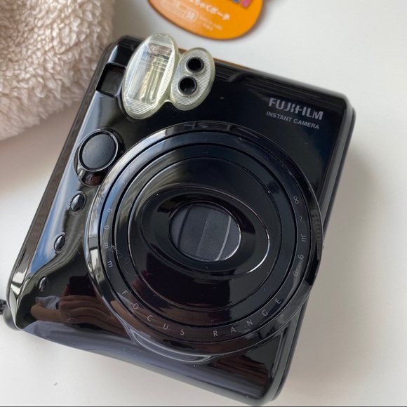 COPY - Fujifilm instax mini instant camera, film and case - Picture 12 of 12